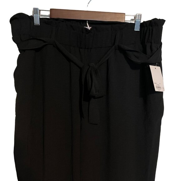 SO Paperbag Waist Tapered Pants Black 1X – NWT - Picture 2 of 6